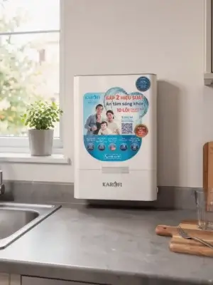 Osmoseur KAROFI KAQ-U65 avec système de filtration de l’eau en 10 étapes.